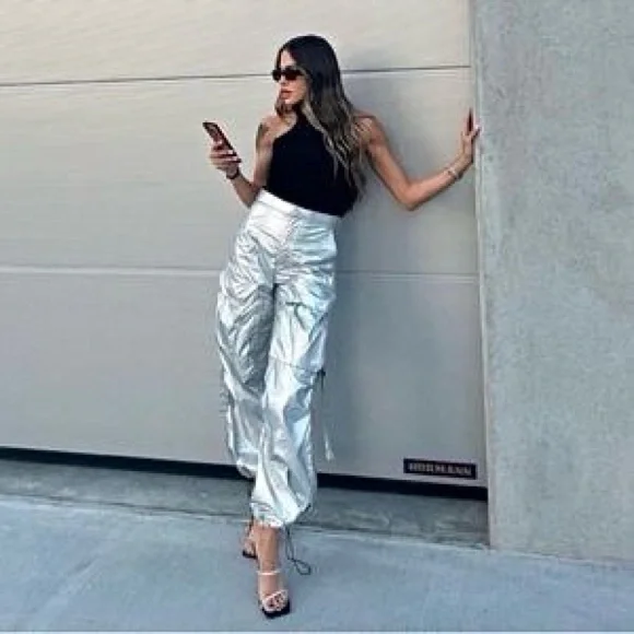 ZARA METALLIC PARACHUTE PANTS SILVER - Picture 2 of 4